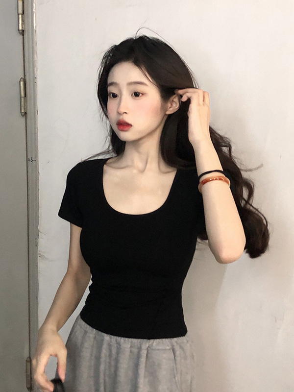 Black Pure Desire Style Short-Sleeve T-Shirt for Women, 2026 Summer New U-Neck Short Solid Color Bm Top, Sweet and Spicy Crop Top Black Pure Desire Style Short-Sleeve T-Shirt for Women, 2026 Summer New U-Neck Short Solid Color Bm Top, Sweet and Spicy Crop Top