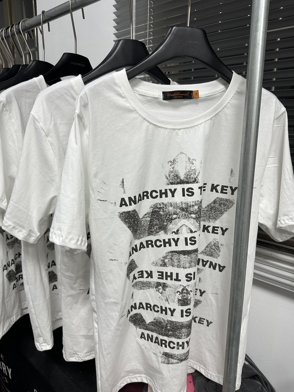 Black and White Two-Tone Undercover 06Ss T-Shirt Anarchy Is the Key Short Sleeve