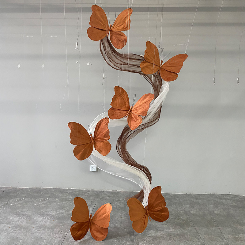 Autumn and Winter Fortune-Attracting Butterfly-Shaped Scene Decorations, Window Displays, Hanging Ornaments, Props, and Clothing Store Visual Merchandising Decorations Autumn and Winter Fortune-Attracting Butterfly-Shaped Scene Decorations, Window Displays, Hanging Ornaments, Props, and Clothing Store Visual Merchandising Decorations