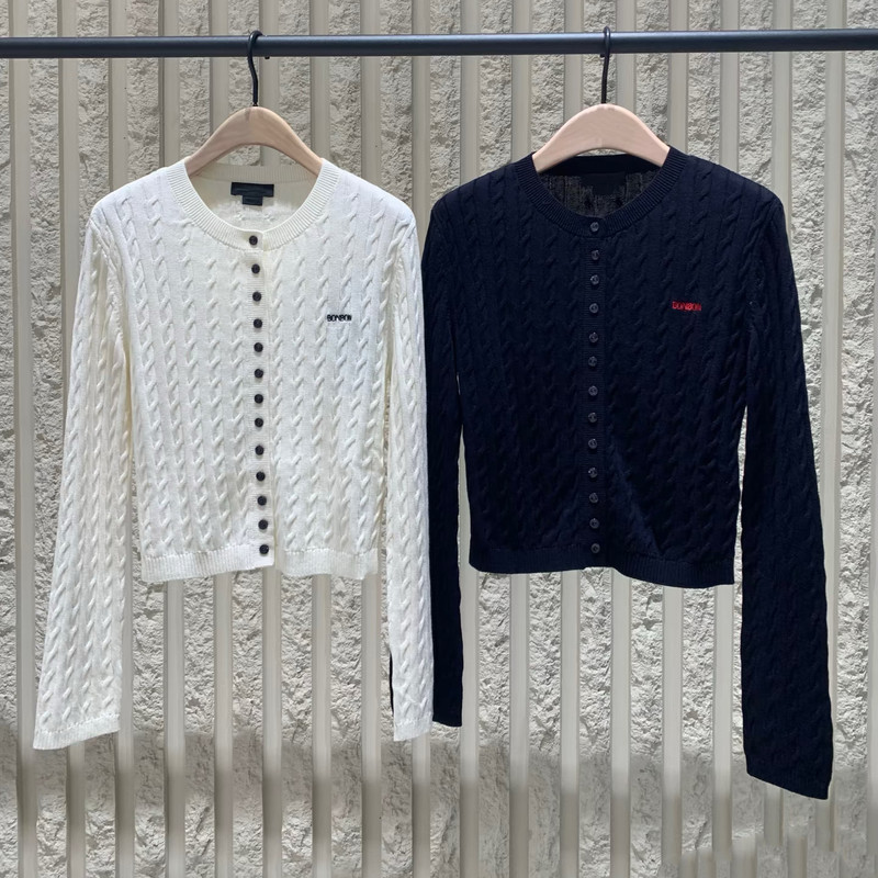 Mo2026 Genuine Autumn New Fashion Cable Knit Cardigan Short Sweater for Women Mbf3Car024