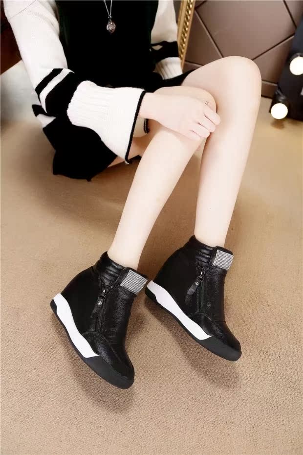 Xuân 2018 Giày cao gót mới phiên bản Hàn Quốc hoang dã về sự gia tăng vô hình của giày nữ Giày thể thao thông thường nữ nêm với giày đơn giầy thể thao nữ