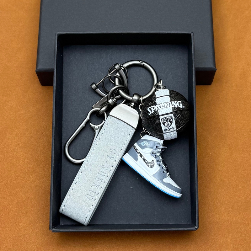 Creative Mini Basketball Shoe Keychain Shoe Model Pendant Car Key Chain Couple Gift Backpack Basketball Ornament