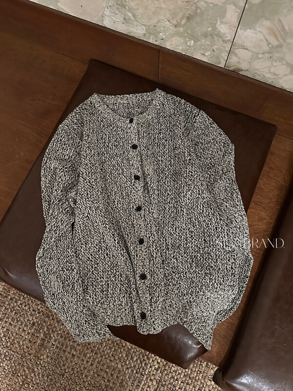 Joie Sense 【Relaxed Little Accent】Old Money Vibe Floral Yarn Texture Round Neck Knit Cardigan