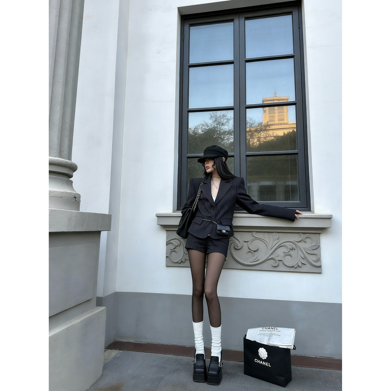 Korean-Style Black Striped Blazer and Shorts Set for Women, Spring Slim Fit, Elegant, Regular Shoulder, Petite Two-Piece Set