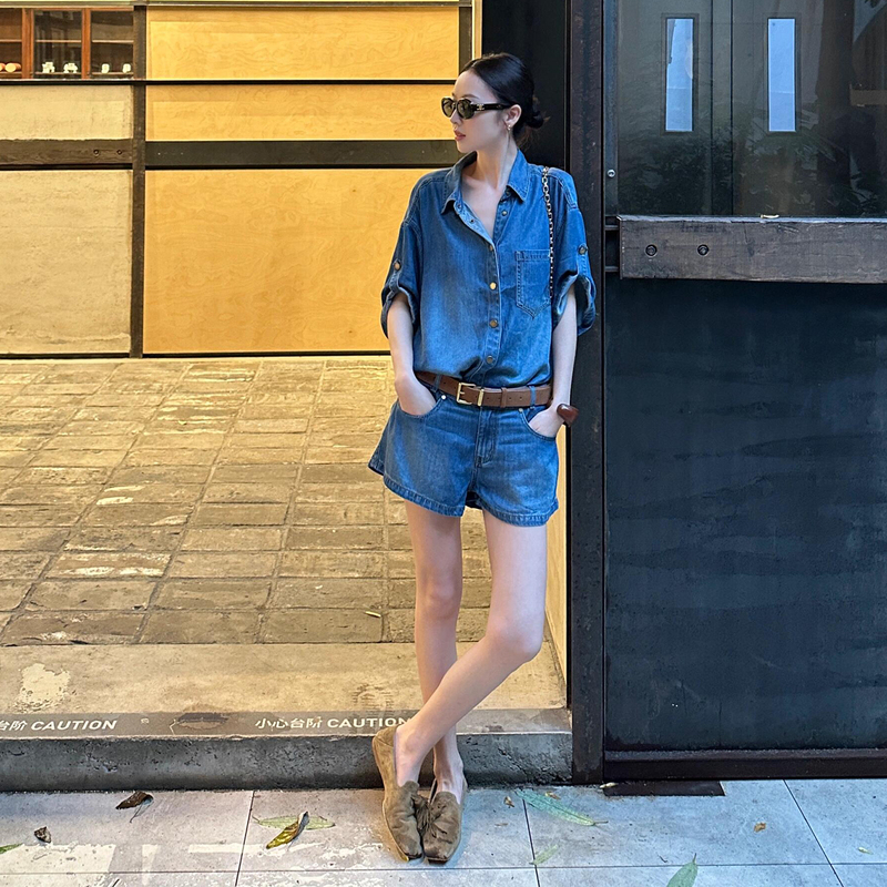 High-End Fashion Commuter Slimming Denim Jumpsuit for Women 2026 New Niche Backless Stylish One-Piece Outfit High-End Fashion Commuter Slimming Denim Jumpsuit for Women 2026 New Niche Backless Stylish One-Piece Outfit