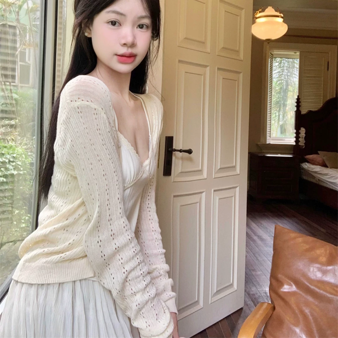 Lace knitted thin cardigan, lifting effect