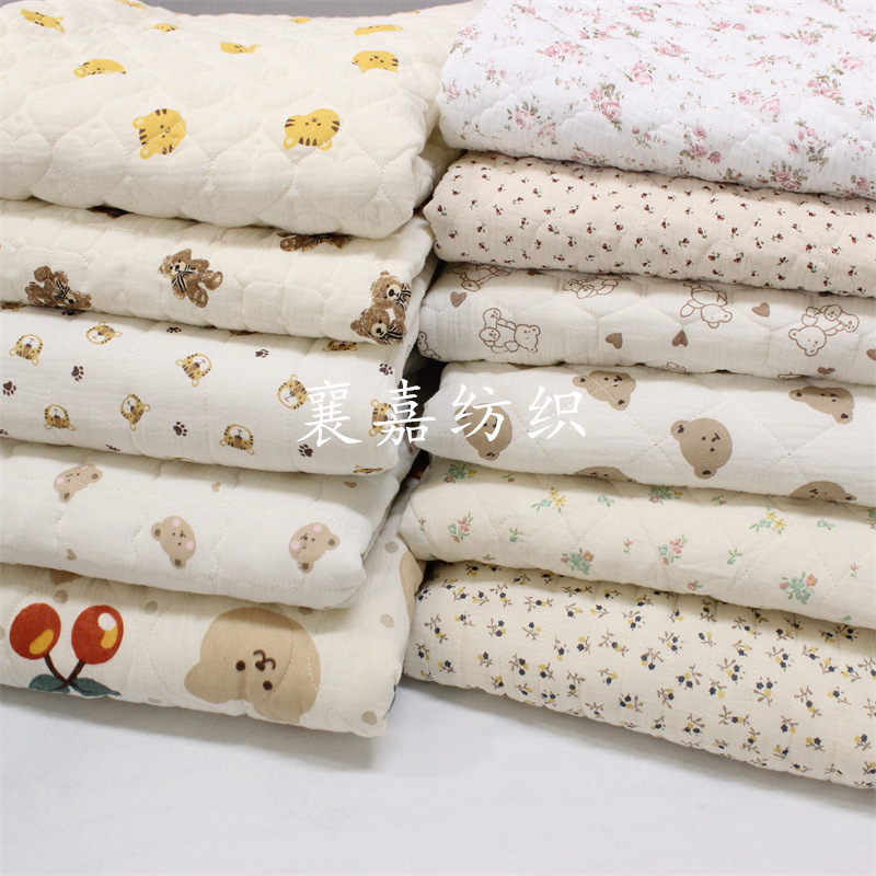 Quilted Cotton Fabric, Double-Layer Gauze Crepe, Baby Blanket, Autumn and Winter Cotton Clothing, Home Wear Fabric Quilted Cotton Fabric, Double-Layer Gauze Crepe, Baby Blanket, Autumn and Winter Cotton Clothing, Home Wear Fabric