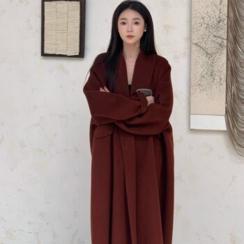 七七慵懒宽松高级感100羊毛大衣秋冬新款青果领安可拉红毛呢外套