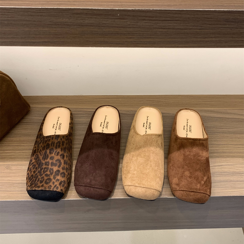 Flat Suede Leopard Print Closed-Toe Slip-On Women's Shoes for Outdoor Wear 2026 Summer Slip-On Birkenstock-Style Wool Slippers Flat Suede Leopard Print Closed-Toe Slip-On Women's Shoes for Outdoor Wear 2026 Summer Slip-On Birkenstock-Style Wool Slippers