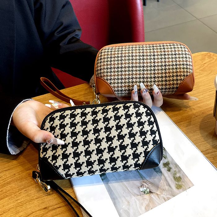 Houndstooth Clutch Bag for Women, Elegant Soft Leather Texture Wallet, Small Handbag, Simple and Versatile Coin Purse Houndstooth Clutch Bag for Women, Elegant Soft Leather Texture Wallet, Small Handbag, Simple and Versatile Coin Purse
