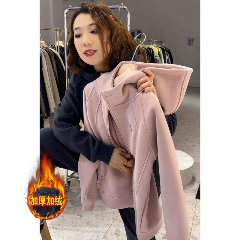 Fleece-Lined Thick Hooded Sweatshirt Jacket for Women, Autumn and Winter 2026 New Style, Large Size, Loose Fit, Slimming, Stylish, Age-Reducing Top