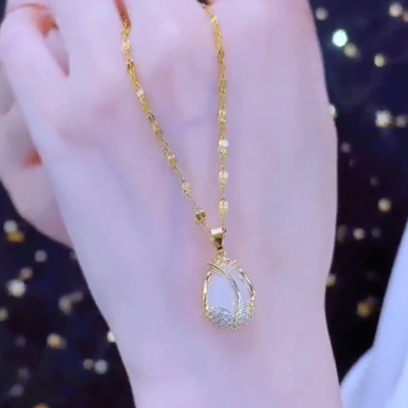 Titanium Steel Necklace 2023 New Trendy Non-Fading Long-Lasting Internet Celebrity Hot Style High-Value Collarbone Chain for Women