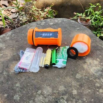 Yinuo survival record, replacement pocket survival box, multifunctional combination portable outdoor tools, mini doomsday