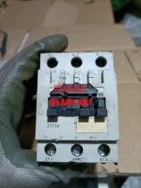 The 3TF34 contactor shell is damaged. A set of 30 contacts. The coil is intact. Full series supply. Negotiable price.