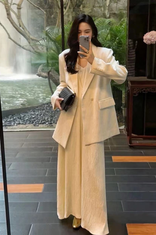 【Fashion Sequel】White Casual Suit Korean Style Set Niche Design Suspender Skirt Blazer High-End Feel