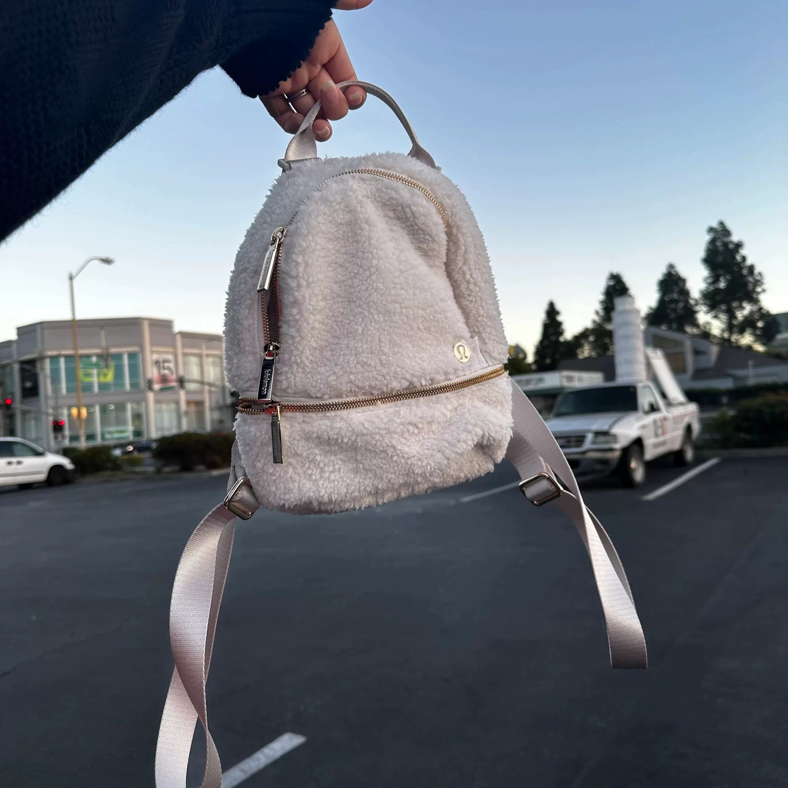 Lululemon City Advenanturer рюкзак плюшевые плечевые женский рюкзак 3L