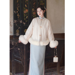 Cold Moon | Gold-Embroidered Round-Neck Front-Opening Winter Ming-Style Hanfu Women's Thickened Warm Coat with Real Fox Fur Top