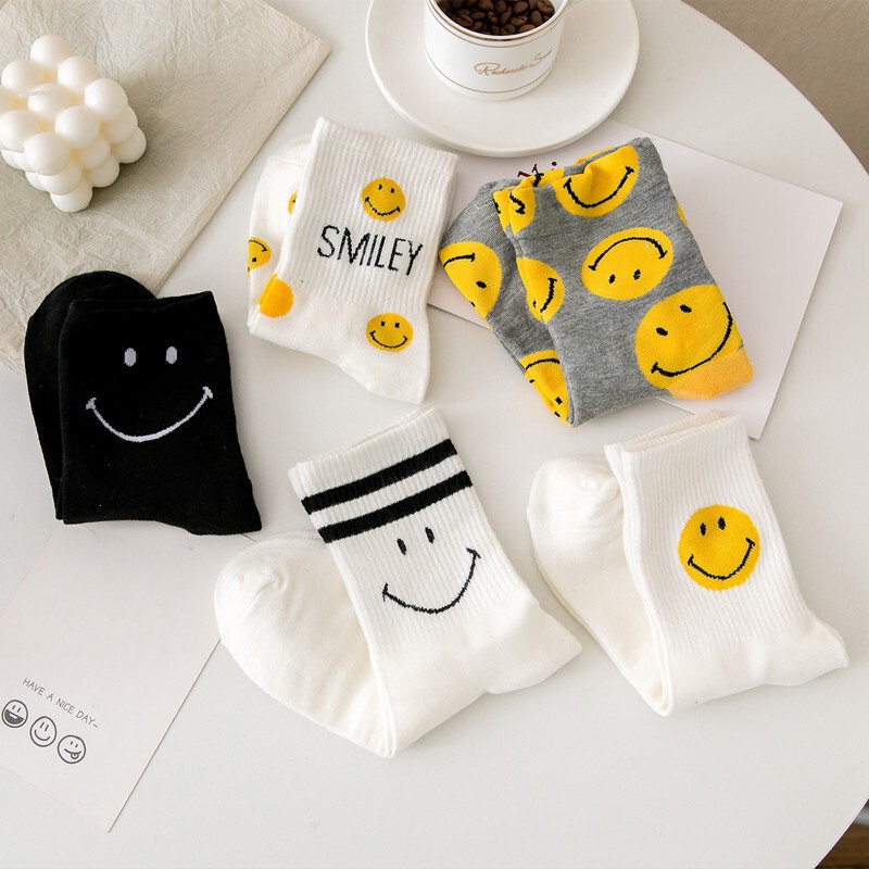 Socks for Girls with Smiley Faces ins Trendy Cotton Student Sweet Japanese Cartoon Versatile Sports Breathable Mid-Tube Cotton Socks