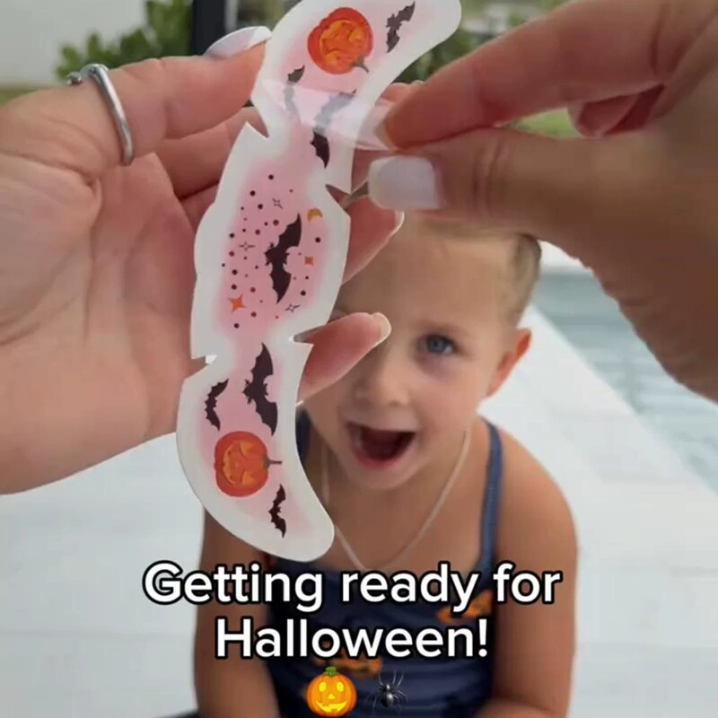 Pumpkin Halloween Makeup Tattoo Stickers Waterproof Freckle Stickers Cartoon Children's Makeup Stickers Cute Temporary Face Stickers European and American Style Pumpkin Halloween Makeup Tattoo Stickers Waterproof Freckle Stickers Cartoon Children's Makeup Stickers Cute Temporary Face Stickers European and American Style