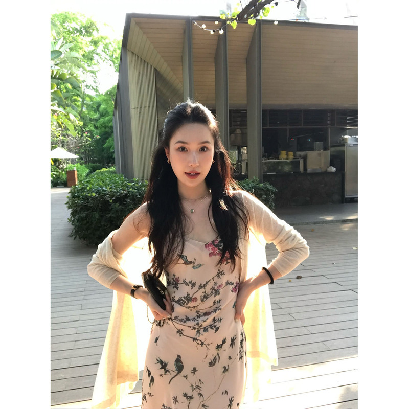 Isaro Uu Custom-Dyed Ink Wash Style Vine Flower Slip Dress~ One-Piece Bias-Cut Slimming Dress + Petticoat Isaro Uu Custom-Dyed Ink Wash Style Vine Flower Slip Dress~ One-Piece Bias-Cut Slimming Dress + Petticoat