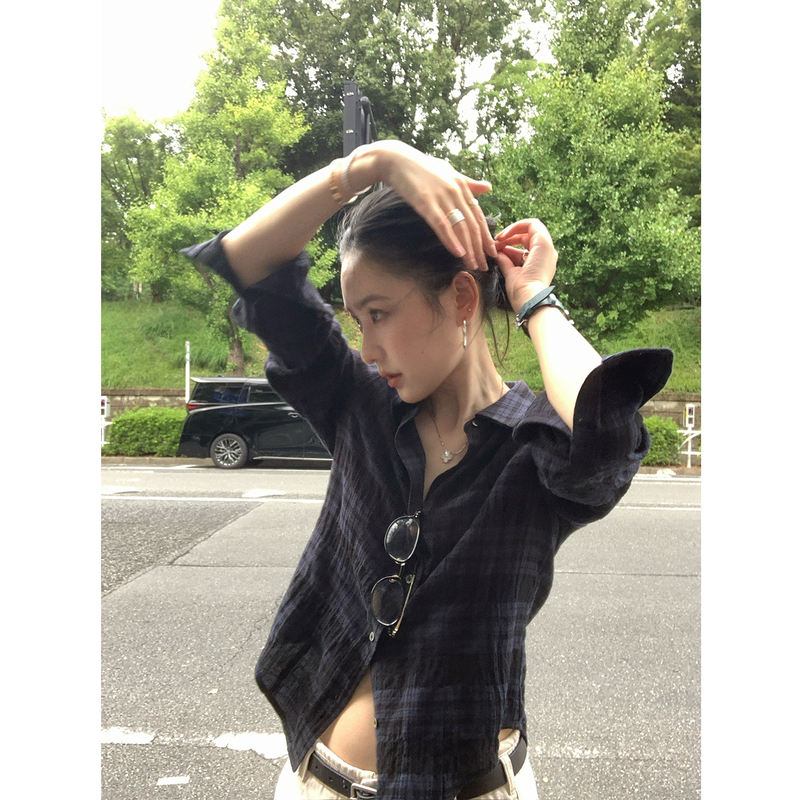 Isaro Uu Micro-Wrinkle Texture Skin-Friendly Pure Cotton Small Shirt~ High-Quality Black and Blue Plaid Small Loose Shirt
