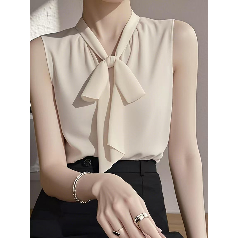 Solid Color Chiffon Sleeveless Pullover Shirt with Bow Design, Fashionable Top for Summer, Inner Layer for Suit, Women's Base Shirt