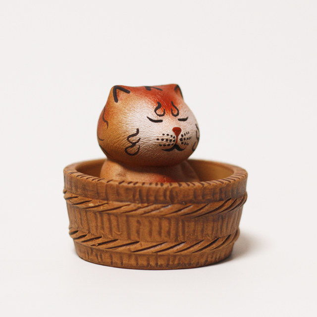 Hand-made purple clay tea pet tiger desktop ornaments zodiac tiger high-end tea set tea table decorations boutique can be raised