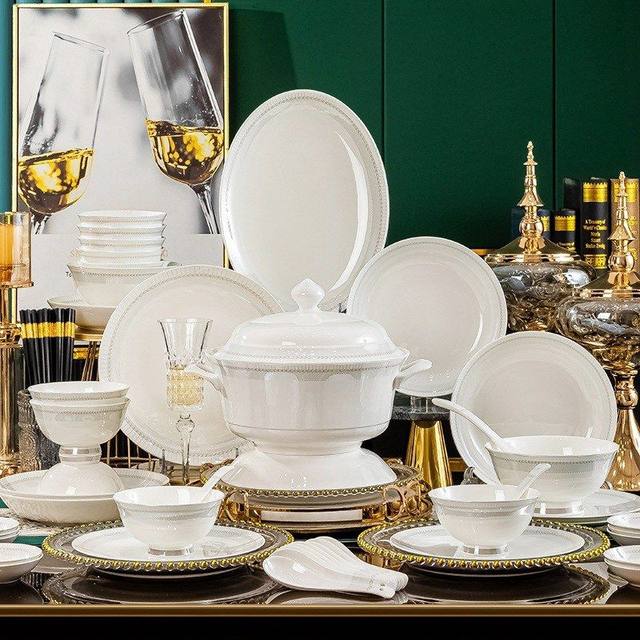 Jingdezhen bone china bowls and chopsticks set high-looking 2026 light luxury bowls and plates embossed tableware set complete gift set