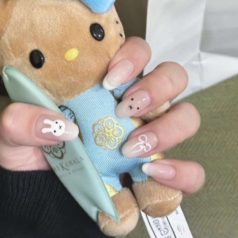 Cute Wearable Nail Art Stickers with Cartoon Bear Design, High-End Feel, Purely Handmade, Removable, Popular Gradient Nail Pieces Cute Wearable Nail Art Stickers with Cartoon Bear Design, High-End Feel, Purely Handmade, Removable, Popular Gradient Nail Pieces