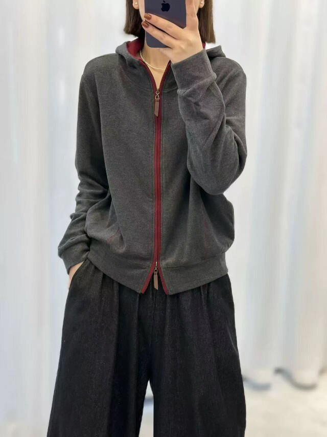 初麦精品服饰