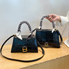 Comatc&Kking Valentine's Day Gift for Girlfriend or Best Friend, Birthday Gift Bag, 2025 New High-End Hourglass Bag