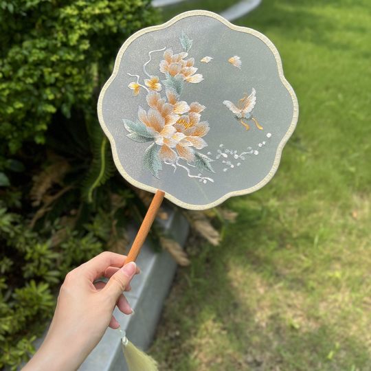 Embroidered hanfu cheongsam dance fan round fan