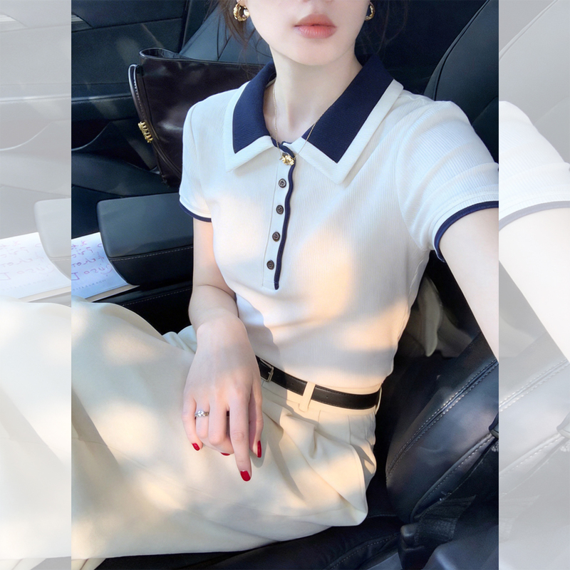 White and Blue Color-Blocked Lapel Knitted Button-Up Slim-Fit Short-Sleeve T-Shirt for Women, Unique and Beautiful Top for Summer 2026