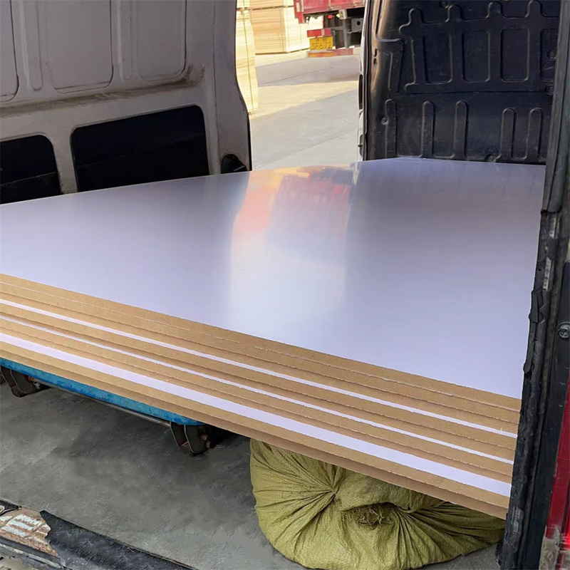White Veneer Paint-Free Board, Density Board, Medium Fiber Board, E2 Grade, Single and Double Glossy Surface, Melamine Wardrobe and Bookcase Material