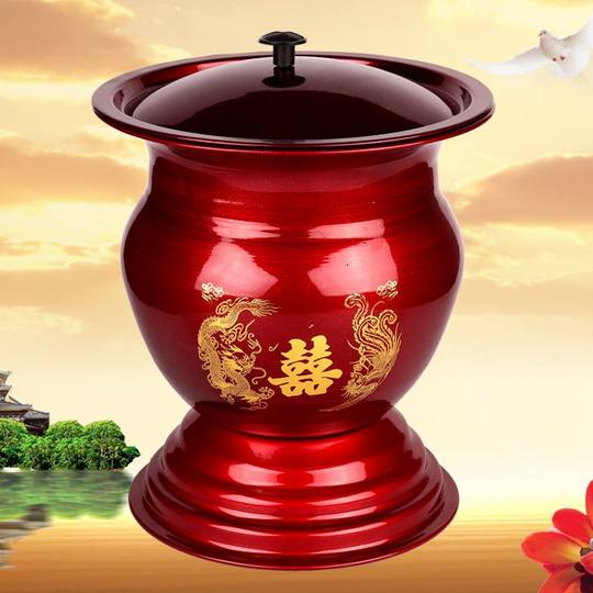婚庆用品铁痰盂子孙桶红色高脚痰盂红色搪瓷带盖夜壶尿壶结婚陪嫁