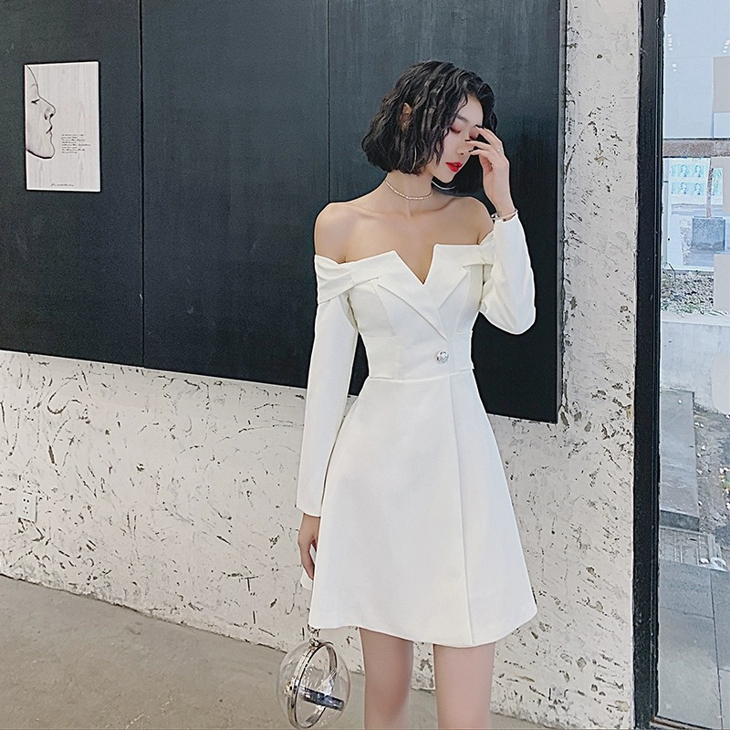 Evening dress, white short classic suit jacket, mini-skirt, open shoulders, food bag Evening dress, white short classic suit jacket, mini-skirt, open shoulders, food bag