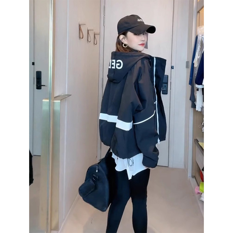 Trendy Workwear-Style Trench Coat for Petite Women, 2026 Spring New European Style Sports Oversized Baseball Jacket