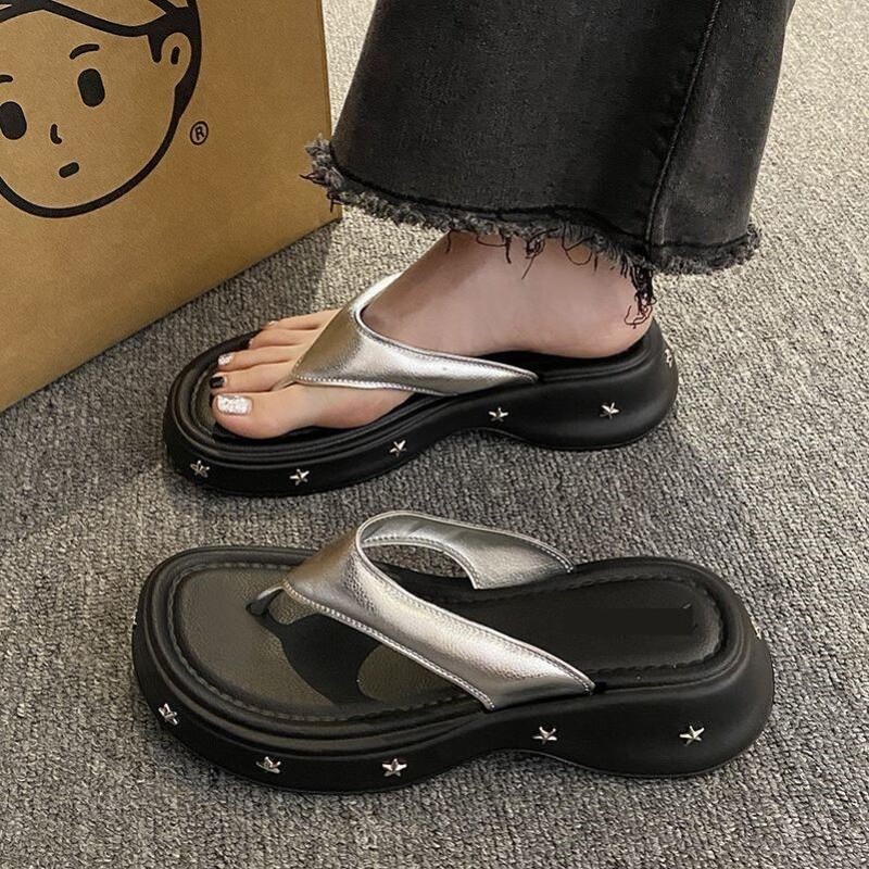 Silver Star Thick-Soled Flip-Flops for Women, 2025 Summer New Style, Height-Increasing Versatile Beach Thong Sandals