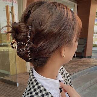 Korean High-End Large Metal Chain Hair Clip for Women, Elegant Back-Of-Head Hair Clip, Hair Accessory, Shark Clip