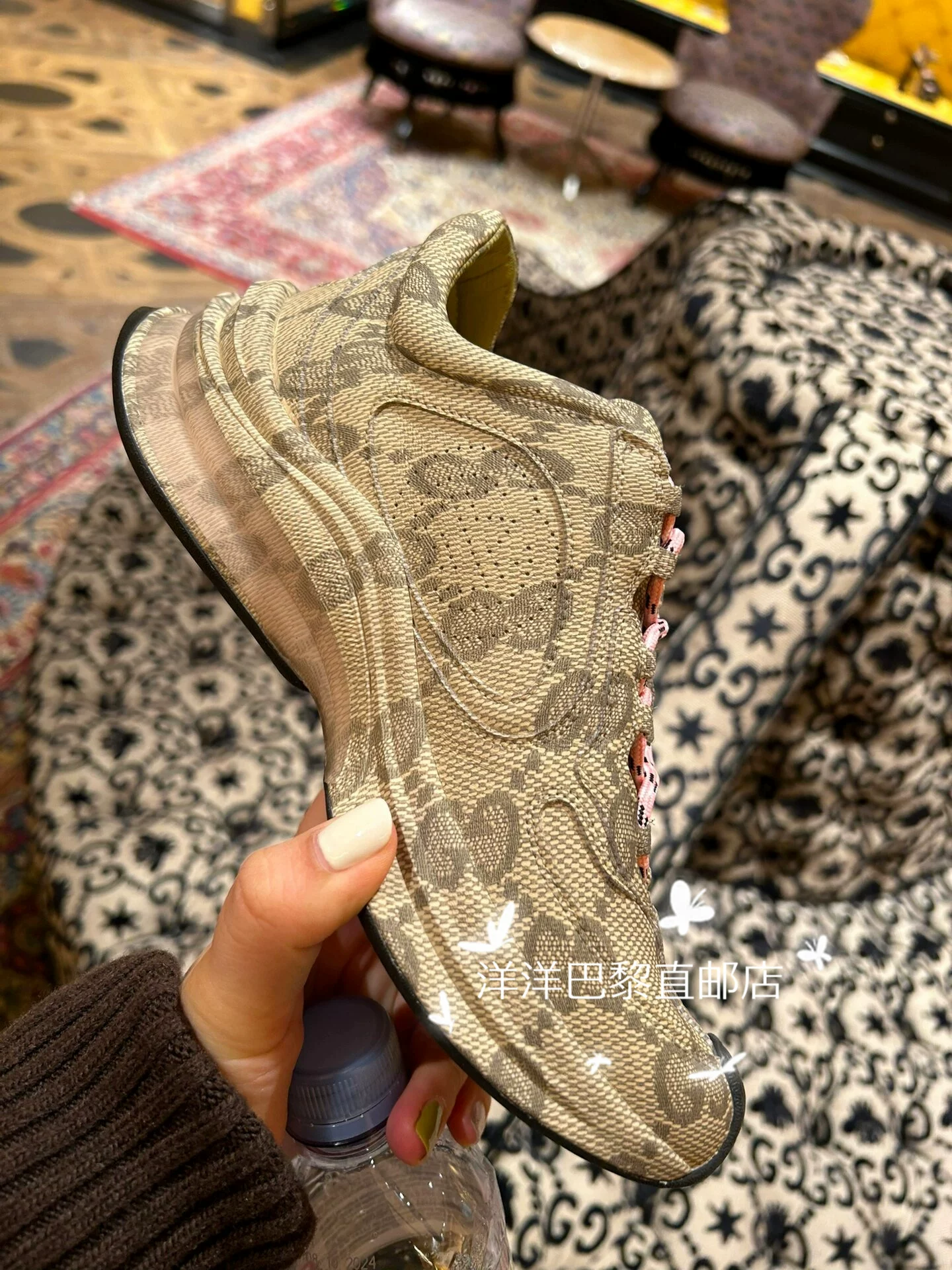 Покупка Gucci Gutci 23 года ранней весной новые женские кеды на шнурках из канваса GG