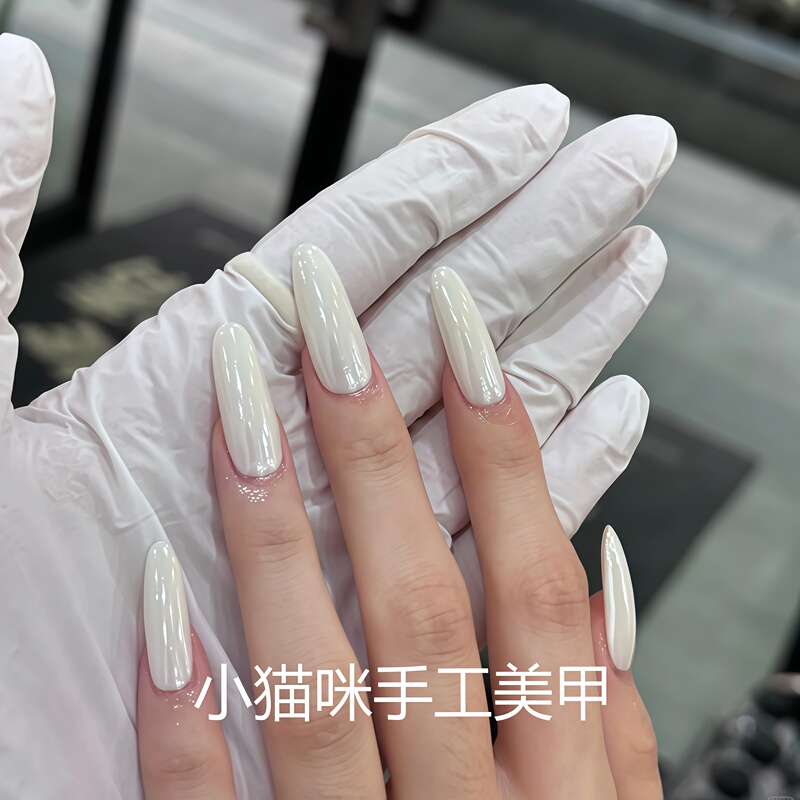 Hailey's Same Style Solid Color Press-On Nails 2026 New Year Edition White Moonlight Manicure Detachable High-Gloss Pearl White Handmade