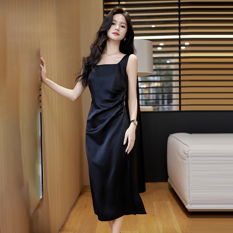 Chiffon Suspender Dress for Women, Spring/Summer 2025 New Korean Style Square Neck Slit Acetate Satin Hepburn Style Little Black Dress