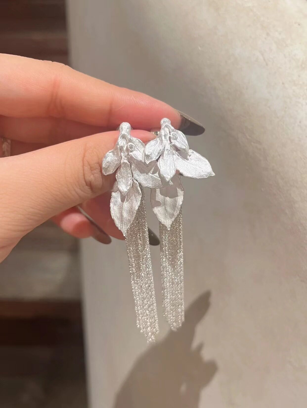 Deep Water Static Current Series Leaf Streaming Earrings 925 Pure Silver Fashion Temperament Fluor Earrings-Taobao