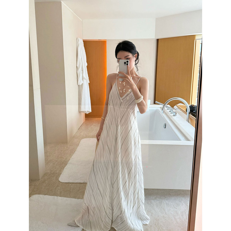 Cry Slightly Chubby Bohemian Vacation Ink Pattern Elegant Strap Dress for Women, High-End Waist-Slimming Long Dress