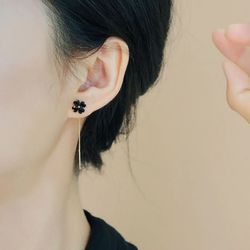 오렌지 학자 블랙 4 잎 악어 이어 라인 여성 2025 New Light Luxury Niche Design Sense Sense Fashionable 및 All-Match Earrings