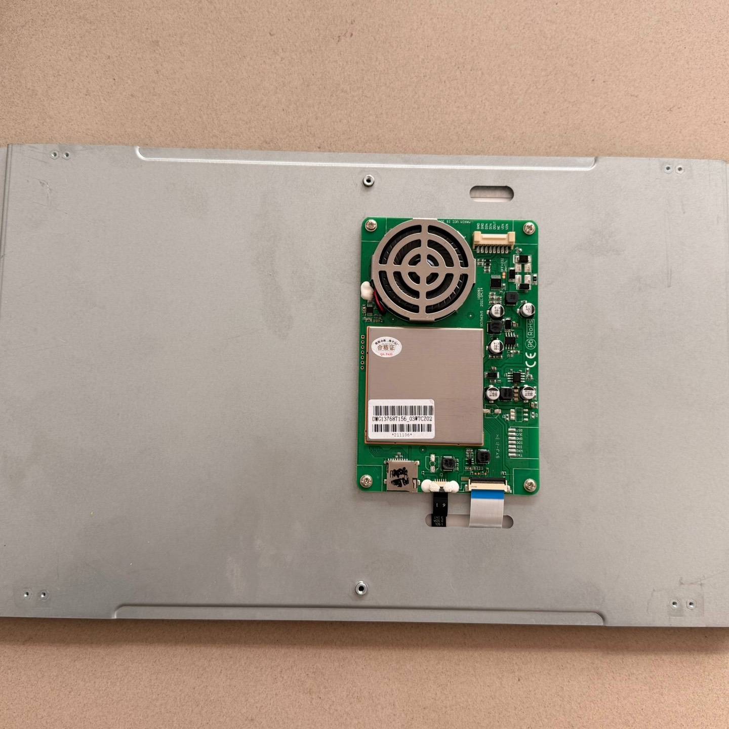 迪文15英寸智能串口屏：医疗场景下的隐形守护者