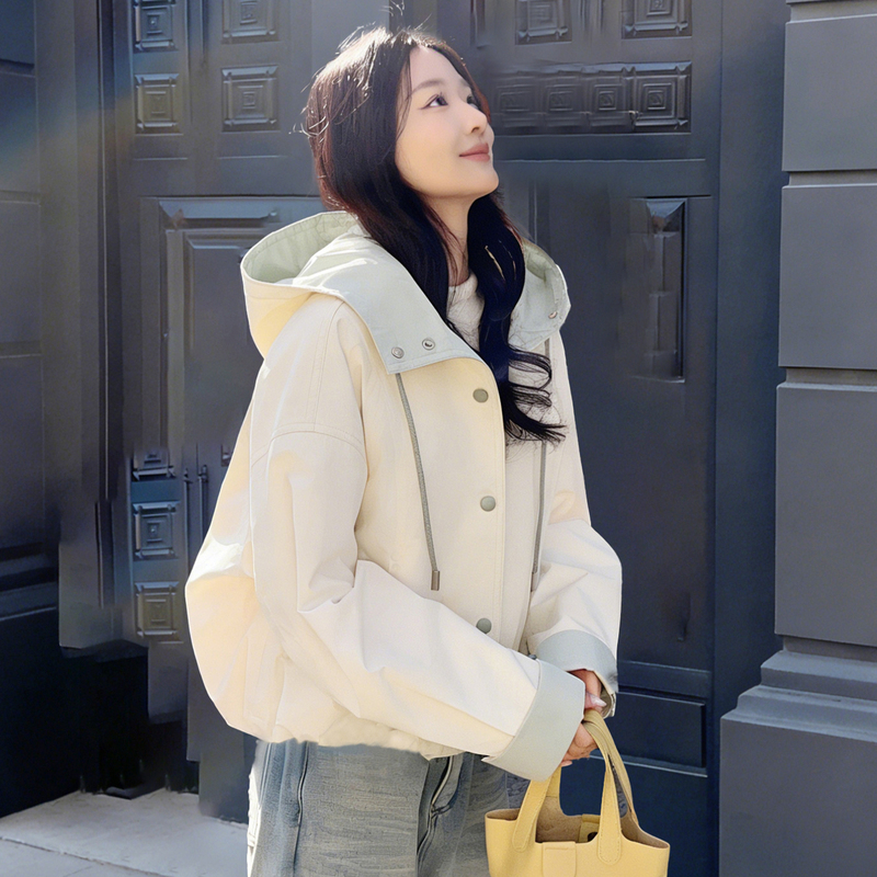 Early Spring Exquisite White Jacket for Women 2026 New Style Popular Hot-Selling Women's Spring Casual Short Top