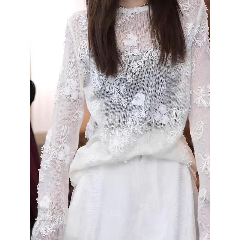 White Hollow-Out Knit Sweater for Women, Round Neck, Floral Embroidery, 2025 New Style, Elegant, Versatile, Gentle, Age-Reducing, Long-Sleeved Top White Hollow-Out Knit Sweater for Women, Round Neck, Floral Embroidery, 2025 New Style, Elegant, Versatile, Gentle, Age-Reducing, Long-Sleeved Top