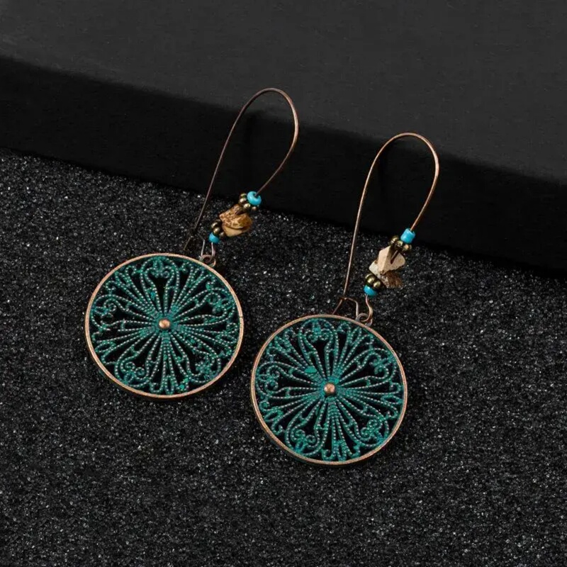 Bohemian Ethnic Style Retro Hollow Geometric Earrings, Fashionable and Trendy, Versatile, High-End, Light Luxury Earrings