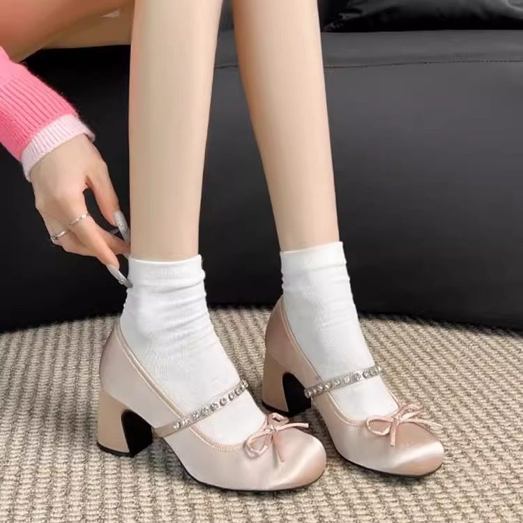 Petite women's French-style Miu series rhinestone satin Mary Jane shoes, 2026 new style, Lolita pink ballet style high heels.